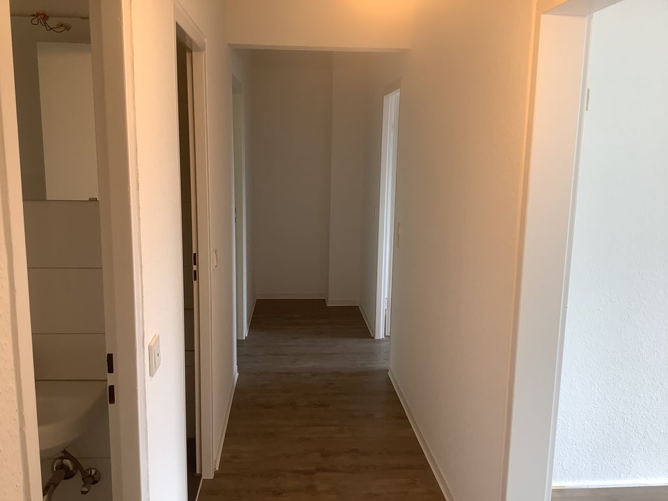 Perfekt! Gut geschnittene 2-Zimmer-Wohnung mit Balkon - Foto 1