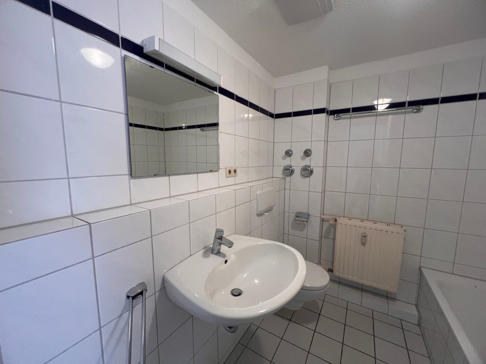 Helle 3-Zimmer-Wohnung frei - Foto 4