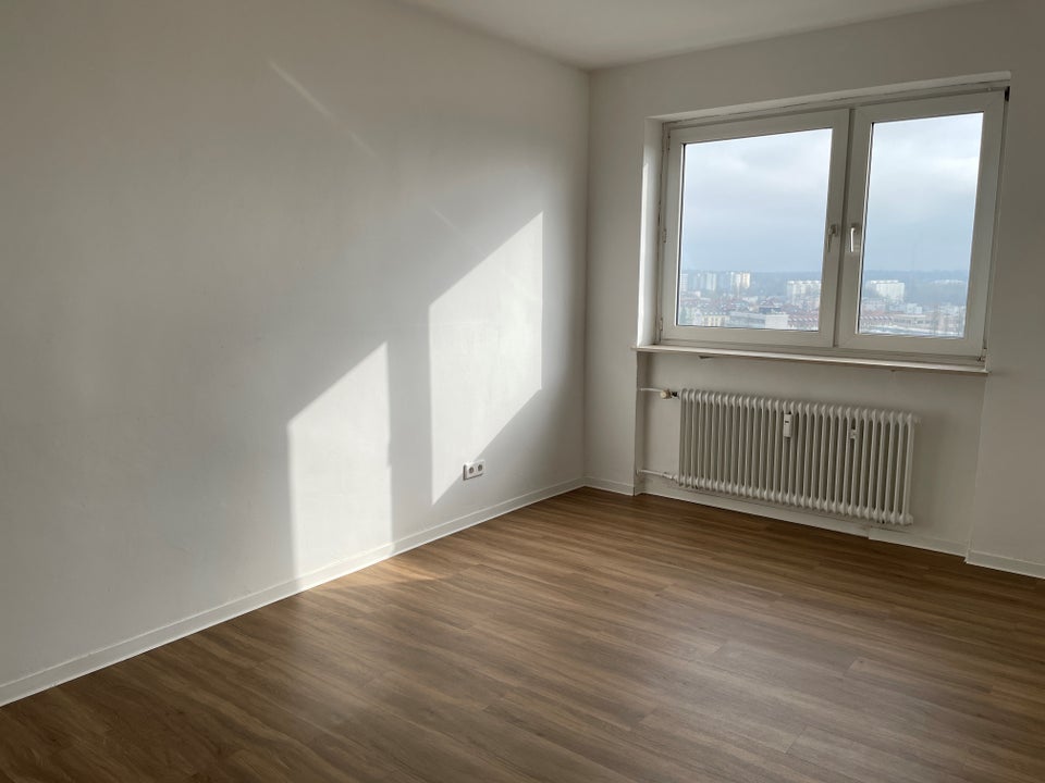 Helle 2-Zimmerwohnung mit Weitblick - Foto 5