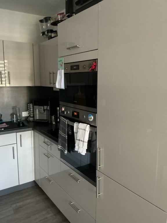Wohnung mit Dusche und Einbauküche! - Foto 2