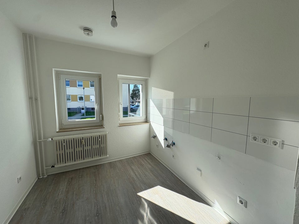 Attraktive 3-Zimmer-Wohnung im Erdgeschoss – Balkon & Wohlfühlcharakter - Foto 2