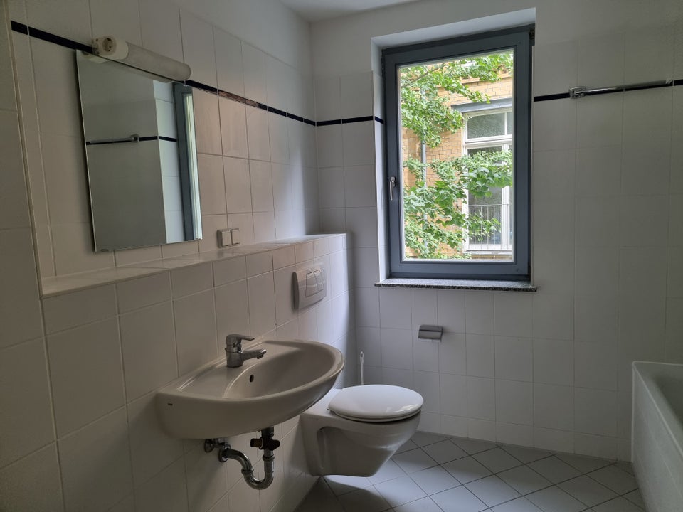 Direkt im Zentrum wohnen - Foto 2