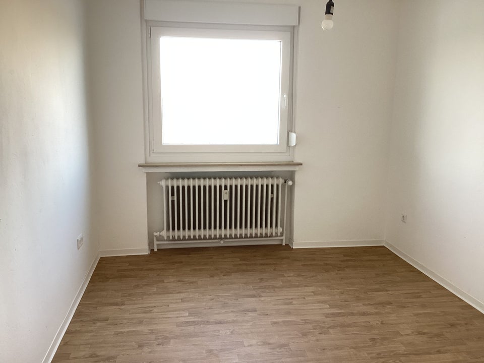3-Zimmer Wohnung mit Balkon mit Blick über Bielefeld -Schildesche! - Foto 1