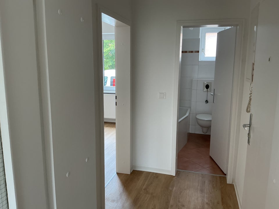 Schöne 2-Zimmer-Wohnung mit Tageslichtbad und Balkon im Limes-Quartier zu vermieten - Foto 4
