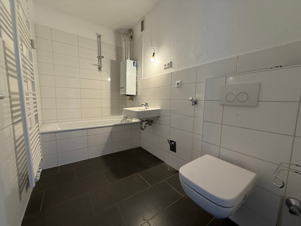 Endlich Zuhause: geräumige 3,5-Zimmer-Wohnung - Foto 2