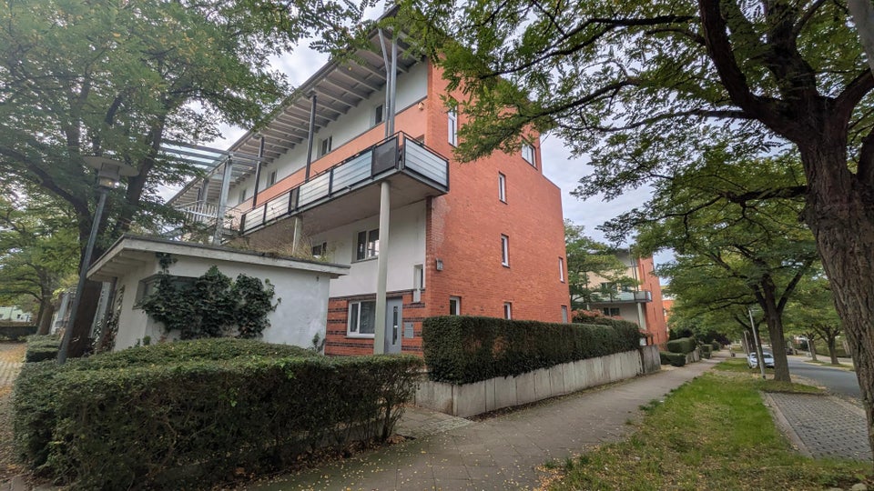 Modernisierte 4- Zimmer- Wohnung auf zwei Ebenen - Photo 3
