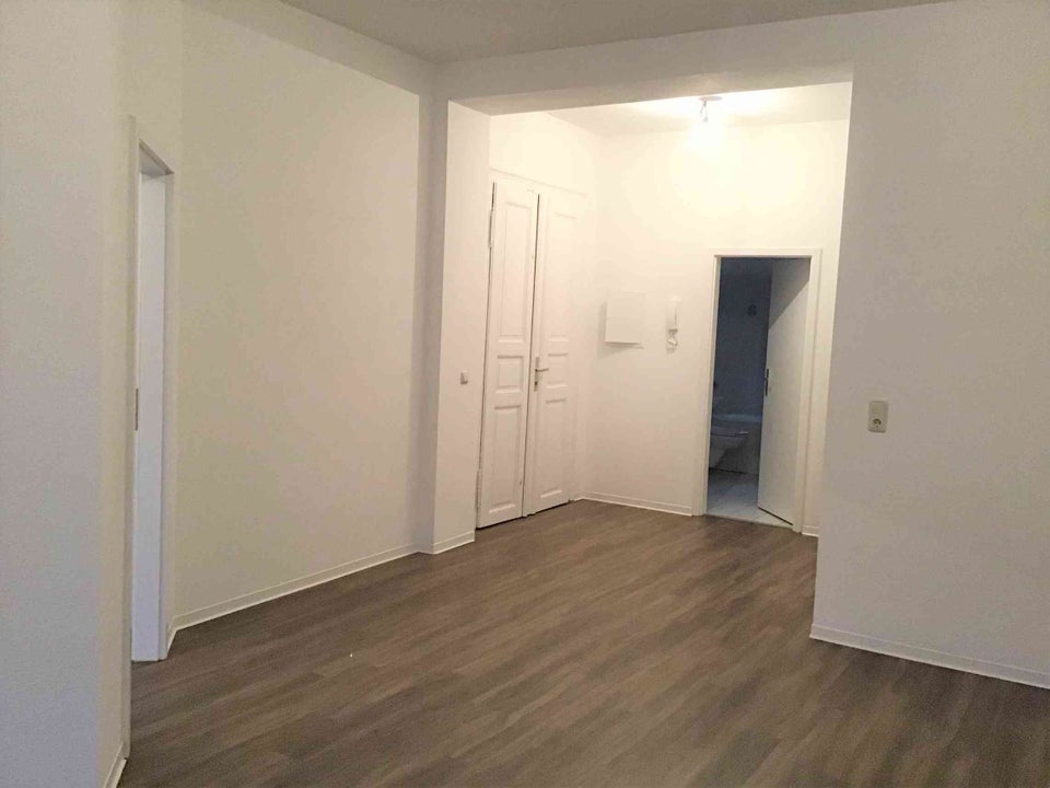 2-Zimmer-Altbau-Wohnung sucht Sie! - Foto 4