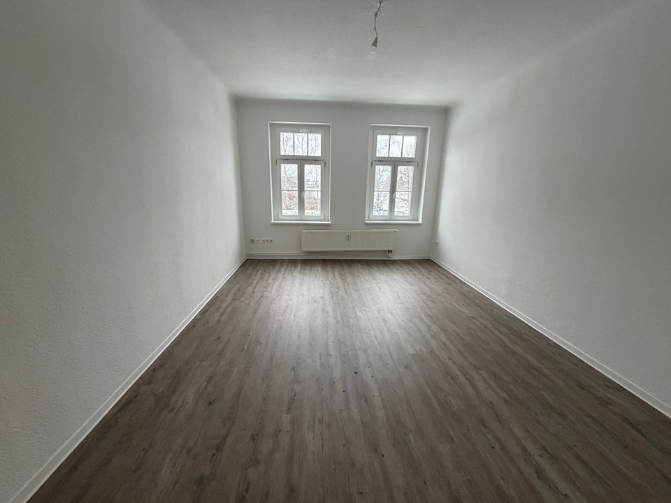 Großzügige Zwei-Zimmer-Wohnung mit Fußbodenheizung im Bad - Foto 1