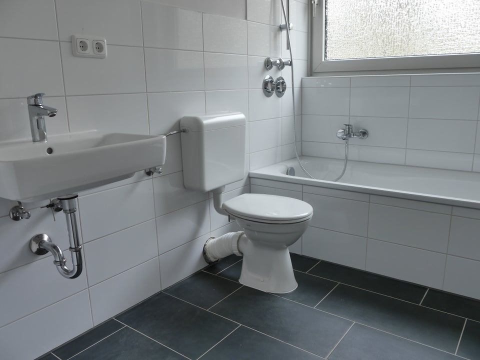 Schöne 3-Zimmer-Wohnung mit Tageslichtbad und Balkon in Neu-Isenburg zu vermieten - Photo 5