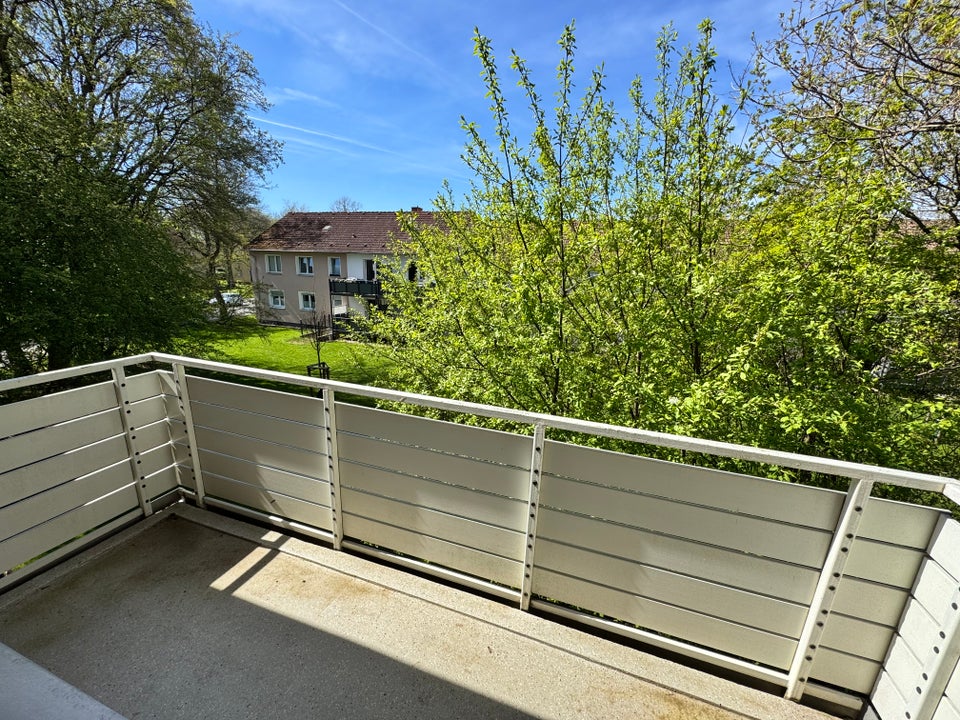 sanierte 3-Zi.-Wohnung mit Balkon in ruhiger Umgebung - Foto 2