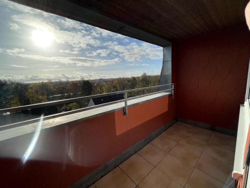 Schöne 3-Zimmer-Wohnung mit Ausblick! - Foto 4