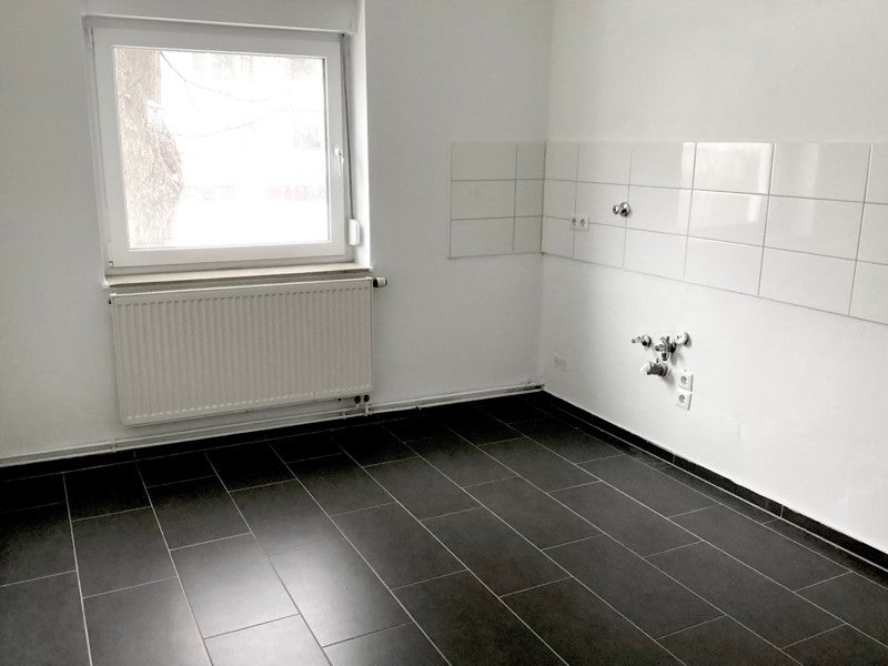 Ruhige 2-Zimmer-Wohnung mit Tageslichtbad und Balkon - Foto 1