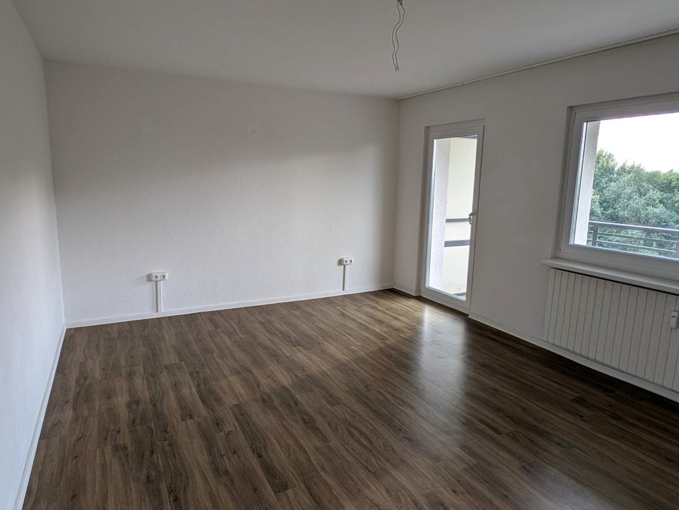 Schöne 2,5 Zi.Whg. mit Balkon und Aufzug in Kiel-Suchsdorf ab Oktober 2026 - Foto 1