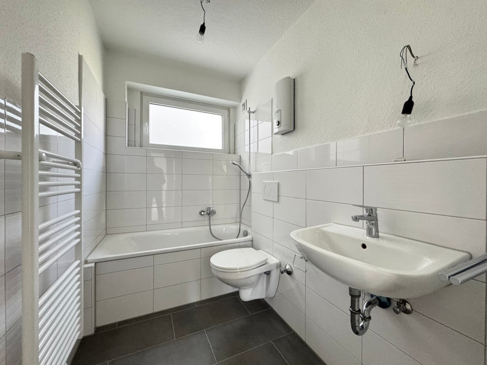 tolle, großzügige 3,5-Zimmer-Wohnung in ruhiger Lage - Foto 3