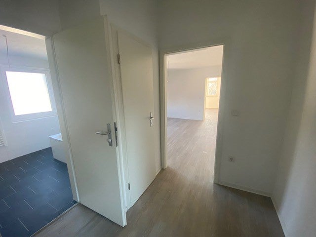 Familienfreundliche 3 ZI-Wohnung-Essen-Nordviertel-twl. Parkettboden !! - Photo 4
