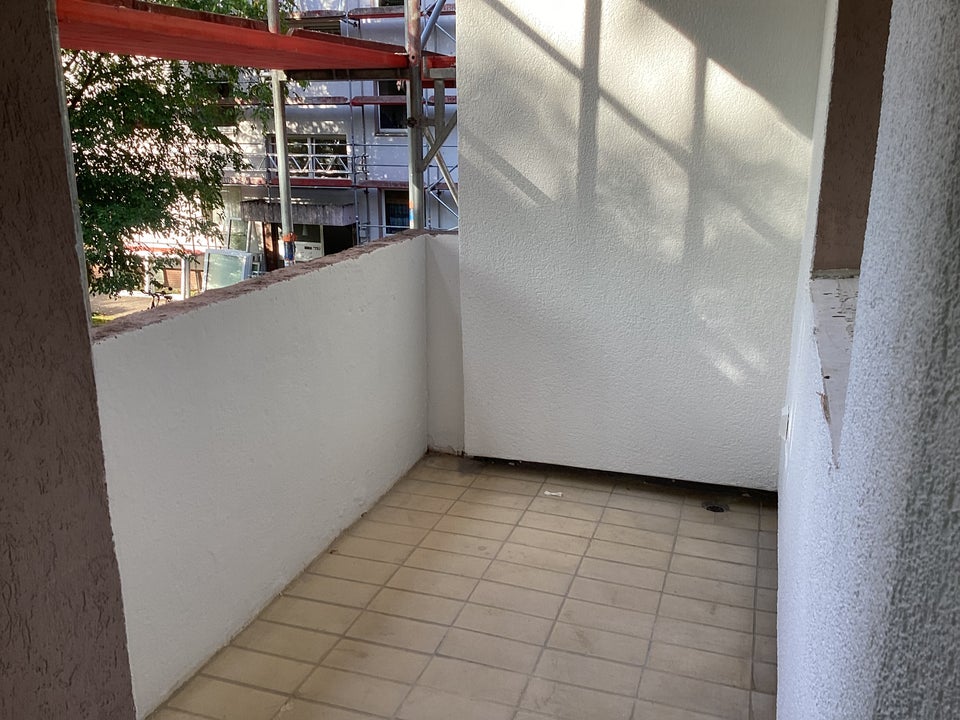 Frisch renovierte 3-Zimmer-Wohnung mit Balkon! - Foto 4