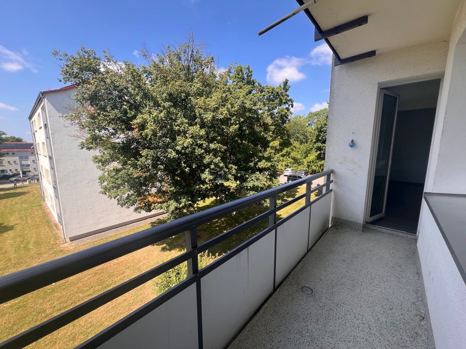 Aufgepasst! 3-Zi.-Wohnung mit Balkon - Photo 5