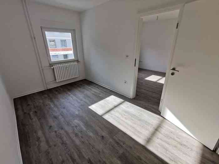 Die gefällt mir: zentrale 2-Zimmer-Wohnung - Photo 2