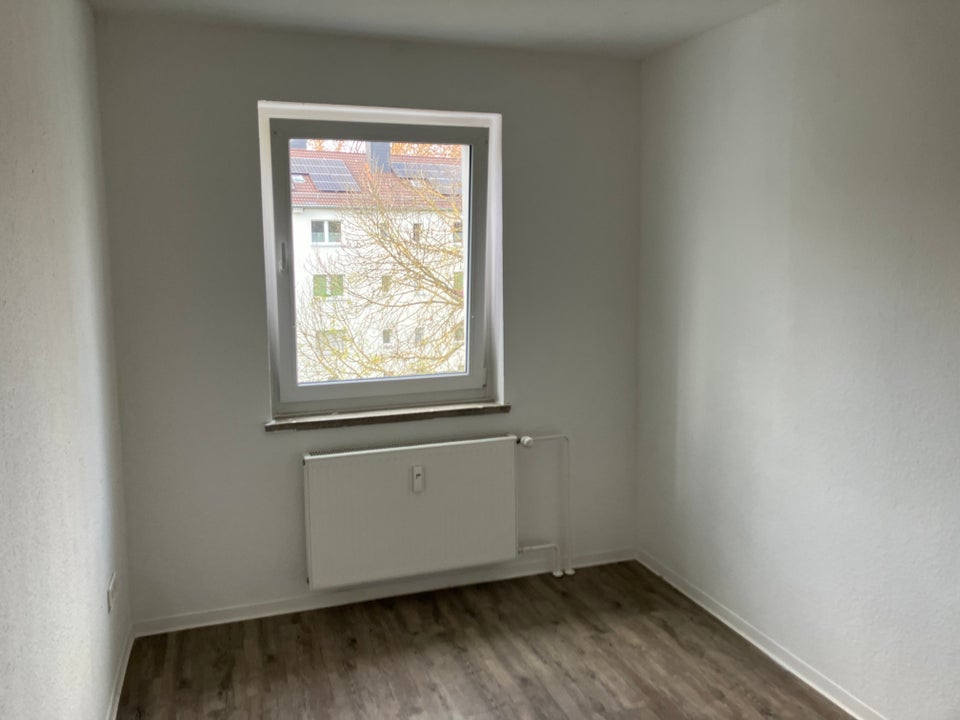 Familienfreundliche 4-Zimmer-Wohnung in guter Wohnlage - Foto 3