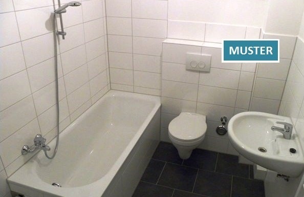 Frisch sanierte 1-Zimmer-Wohnung mit Balkon - Foto 1
