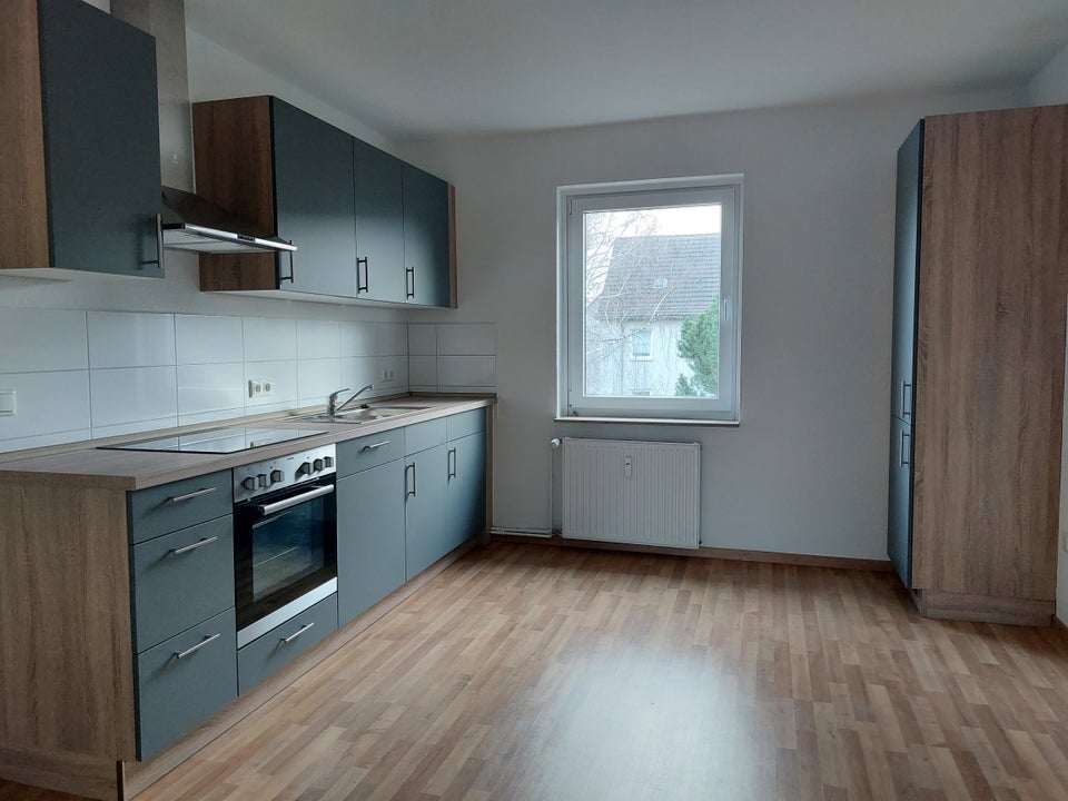 Mit Einbauküche, saniert und schön kombiniert! - Photo 1