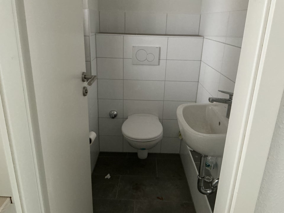 Leben mitten in der Stadt. Geräumige 2,5-Zimmer-Stadtwohnung - Foto 5
