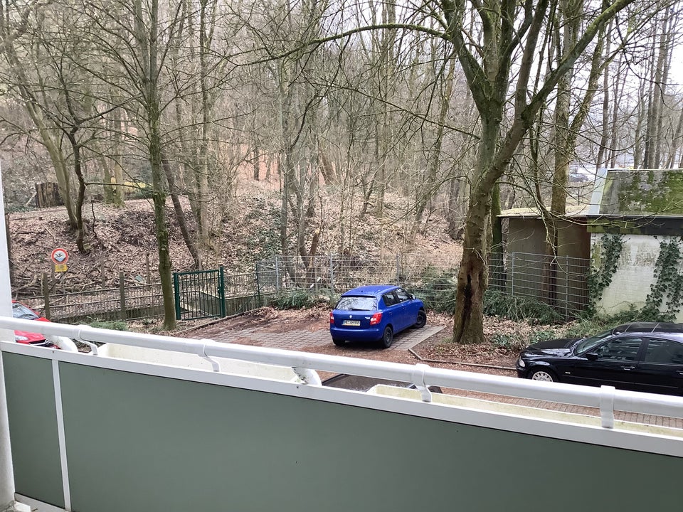 Gemütliche 2-Zimmer-Wohnung mit Wannenbad und Balkon - Foto 3