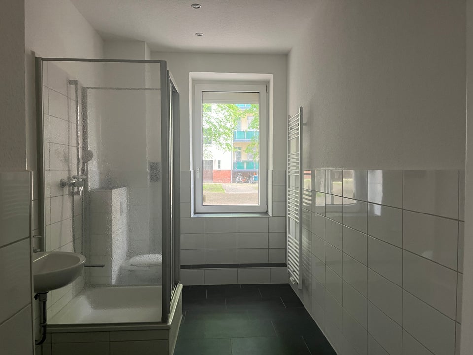 Großzügige Singlewohnung! Sofort einzugsbereit - Foto 2