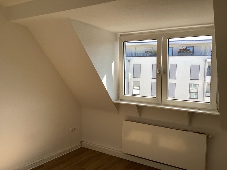 Geräumige 2-Zimmer-Wohnung in Düsseldorf-Rath - Foto 4