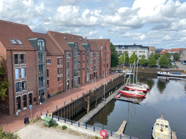 Renovierte Wohnung mit Loggia direkt Am Wendehafen - Foto 3