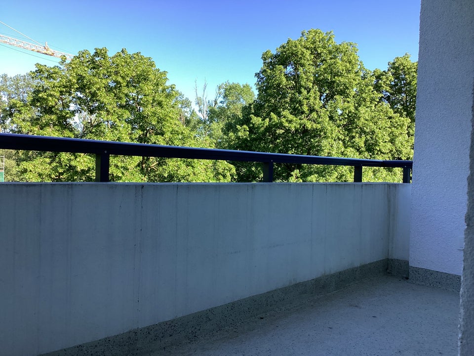 Mitten im Grünen! Schöne 3-Zimmer Wohnung mit Balkon - Photo 2