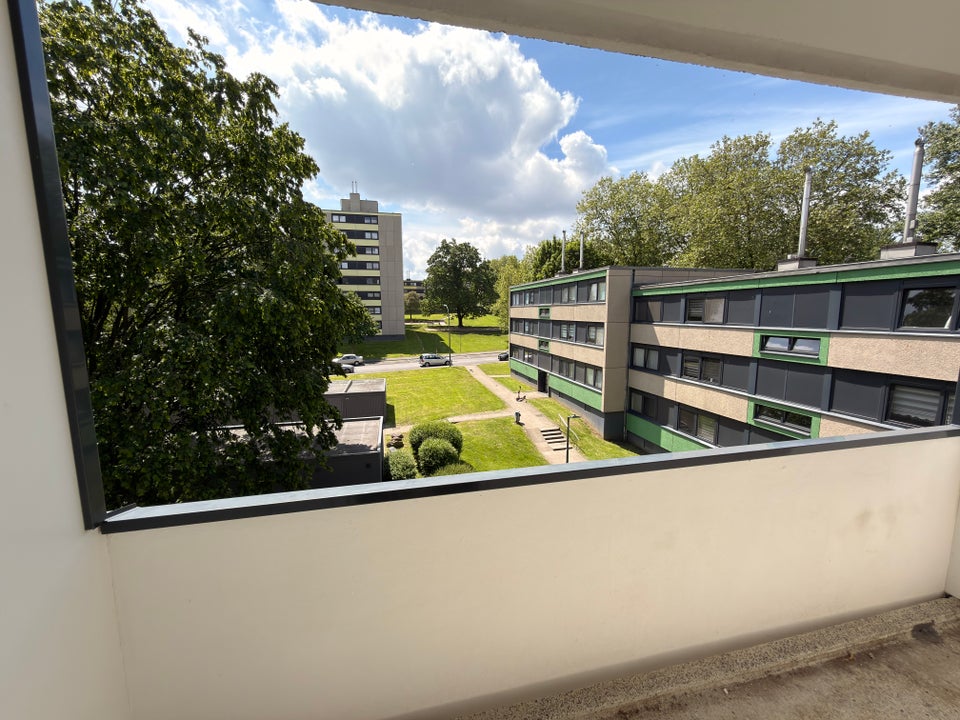 Endlich Platz für die Familie: weitläufige 3,5-Zimmer-Wohnung - Foto 2
