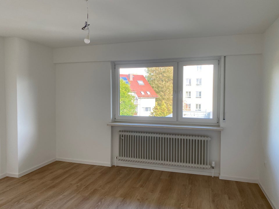 Familien willkommen - 4-Zimmer-Wohnung mit Balkon - Foto 2