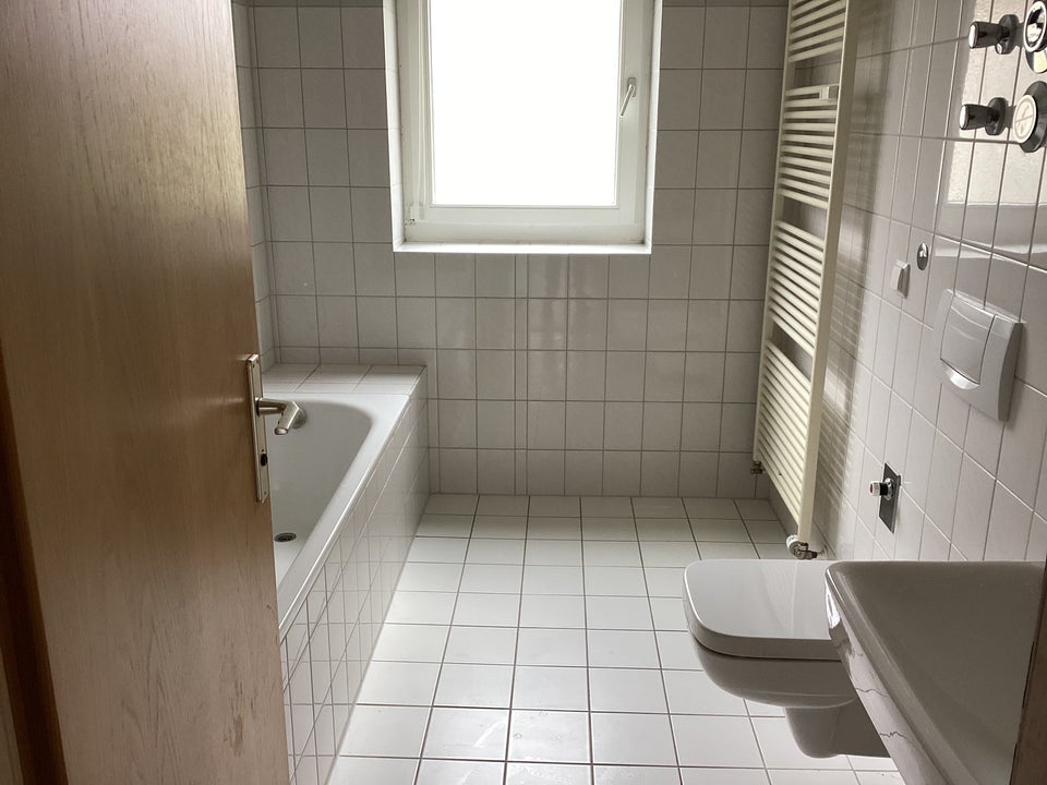 Gelegenheit! Gut geschnittene 3-Zimmer-Wohnung sucht Mieter - Photo 1