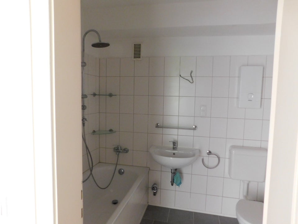 Nachmieter gesucht: 2-Zimmer-EG-Wohnung mit Balkon - Photo 5