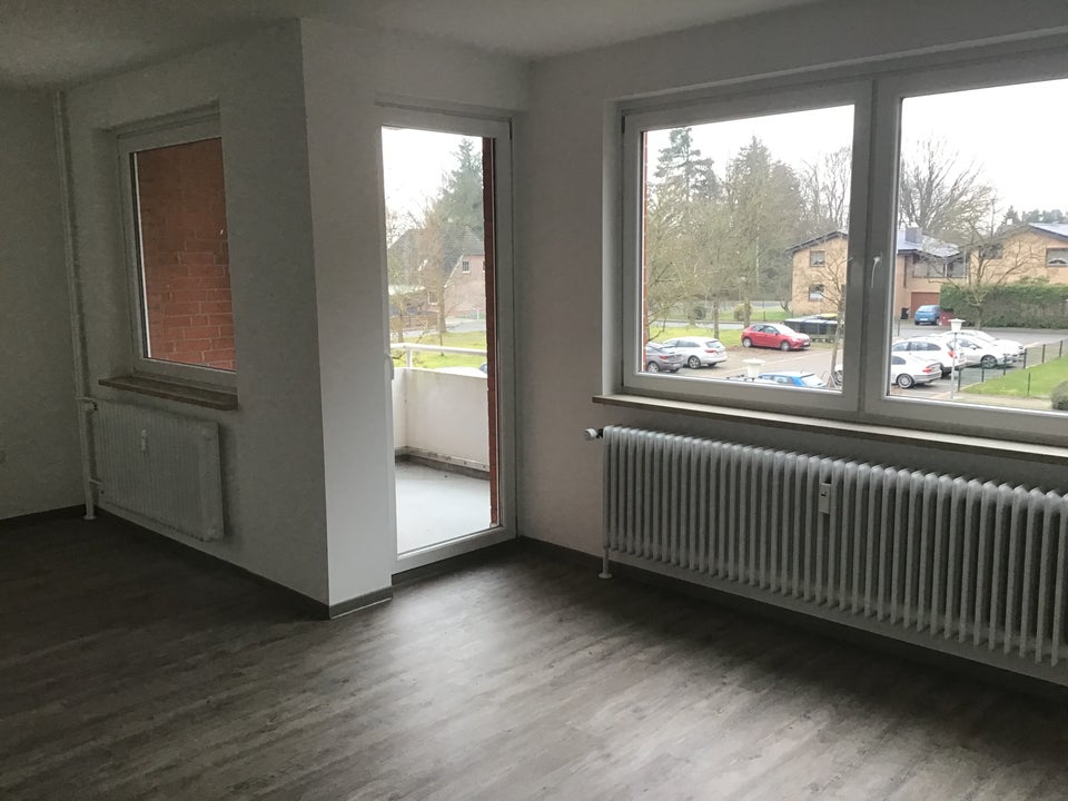 Ihr neues Zuhause: sanierte 1,5-Zimmer-Single-Wohnung mit Balkon - Foto 2