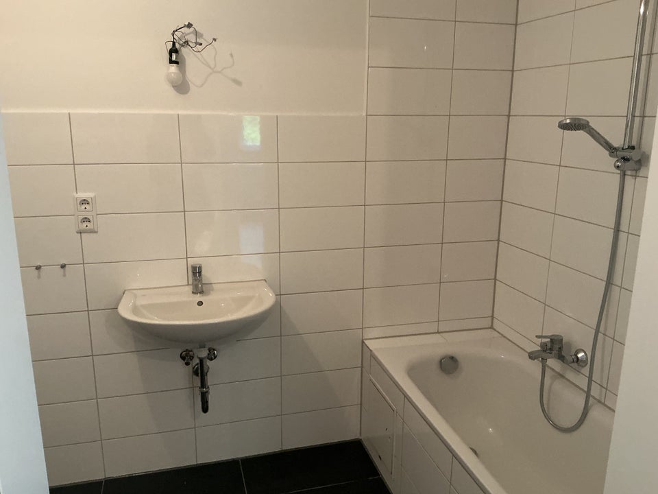 Attraktiv! Gemütliches Nest unter dem Dach - Foto 4