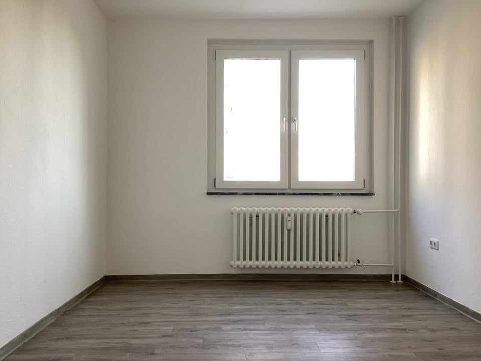 Helle 3-Zimmerwohnung mit Einbauküche und Balkon - Foto 4