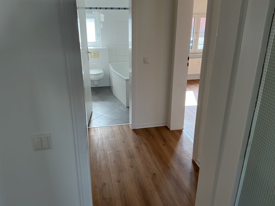 Schöne 2-Zimmer-Wohnung mit Tageslichtbad im Limes-Quartier zu vermieten - Photo 4