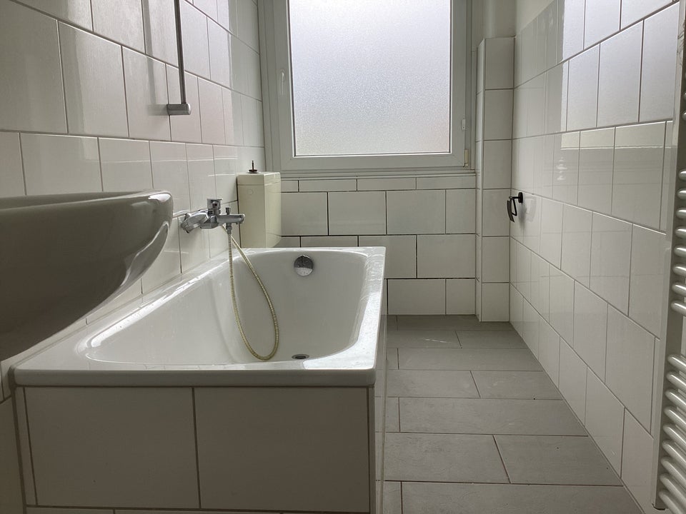 BARSINGHAUSEN: Gemütliche 2,5-Zimmer-Wohnung – ca. 52 m² – mit Tageslichtbad - Foto 1