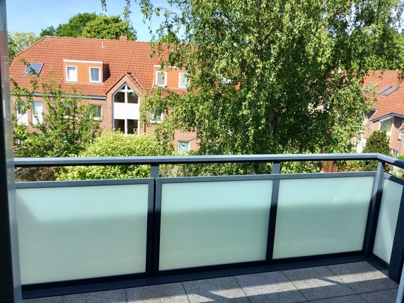 Zentral gelegene 3-Zimmer-Wohnung mit Tageslichtbad und Balkon - Photo 3