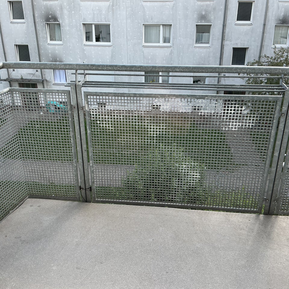 Jetzt besichtigen 2,5-Zimmer-Wohnung mit Balkon - Photo 3