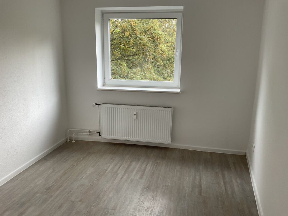 Moderne 3-Zimmer-Wohnung mit Balkon - Foto 2