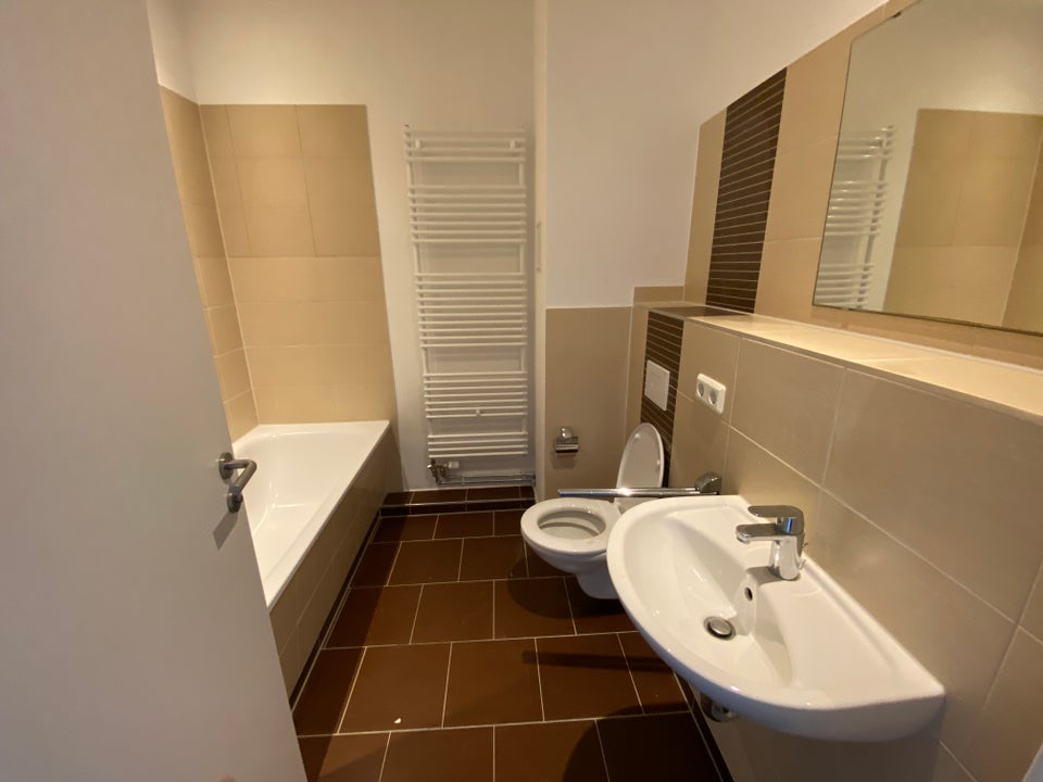 Zweiraumwohnung mit EBK und angrenzendem Ess-/Wohnbereich - Photo 3