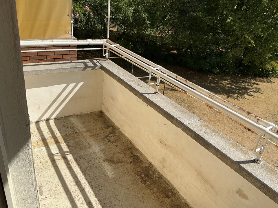 Schöne 2-Zimmer-Wohnung mit Tageslichtbad und Balkon in Hanau-Großauheim zu vermieten - Photo 4
