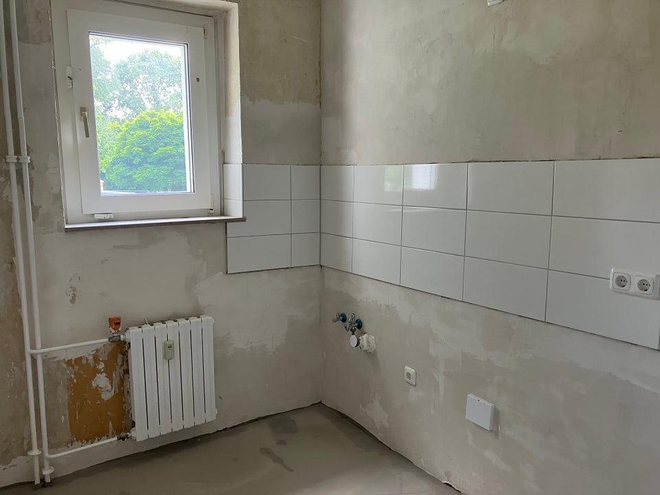 Preiswerte und günstig geschnittene 3-Zimmer-Wohnung - Foto 2