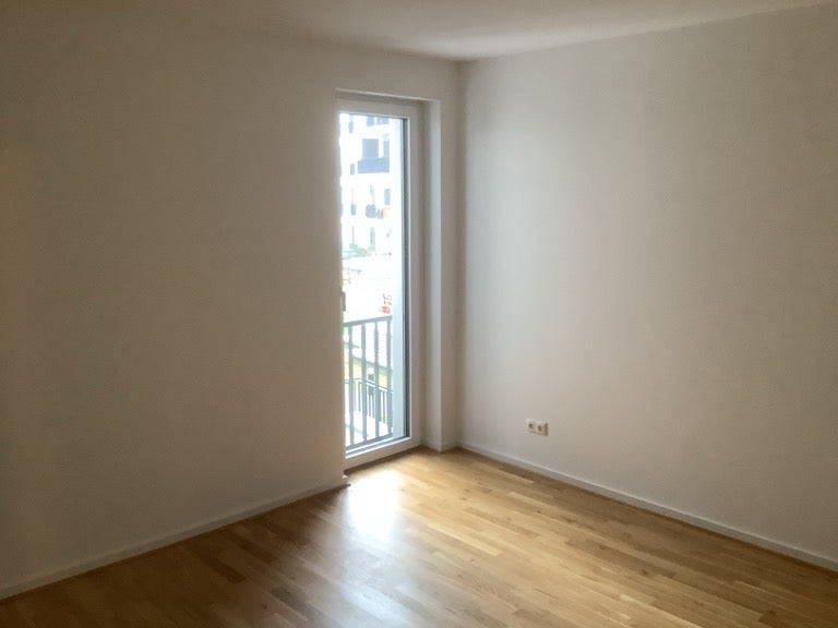 Wohnglück: moderne 2-Raum-Wohnung mit EBK - Foto 2