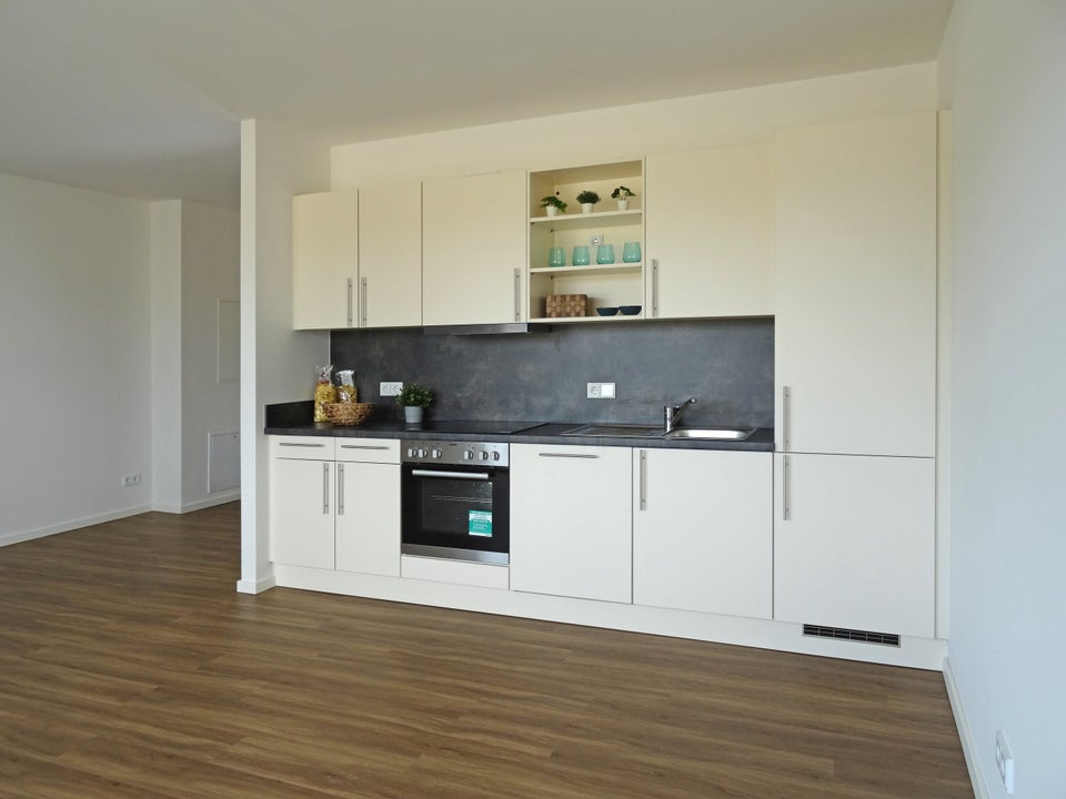 Wohnen an der Spree: praktische 1-Zimmer-Wohnung mit Balkon - Foto 2