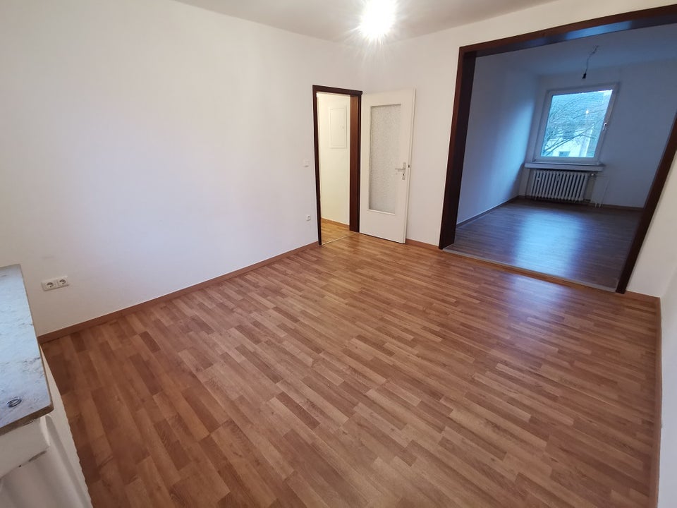 Wer will mich!? Günstig geschnittene 3-Zimmer-Wohnung - Photo 1