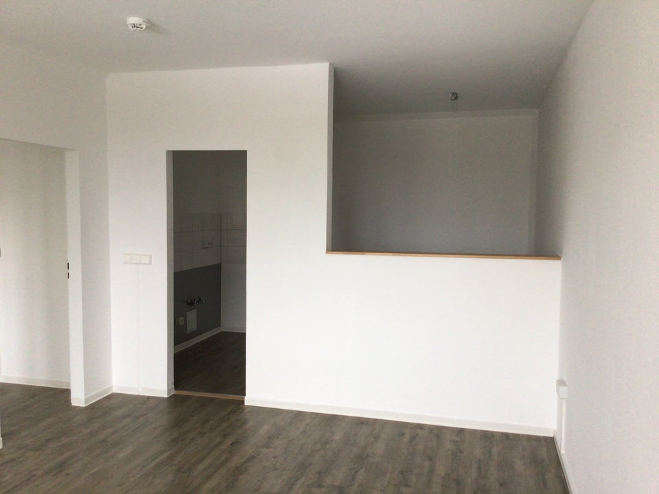 Sofortige Anmietung! Schöne 2-Zimmer-Wohnung mit Balkon! - Foto 3